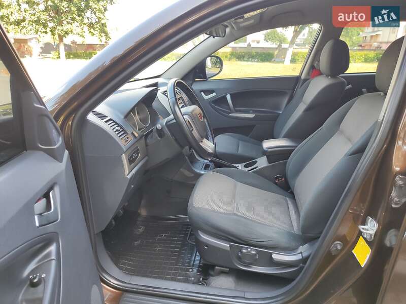 Внедорожник / Кроссовер Geely Emgrand X7 2014 в Нетешине