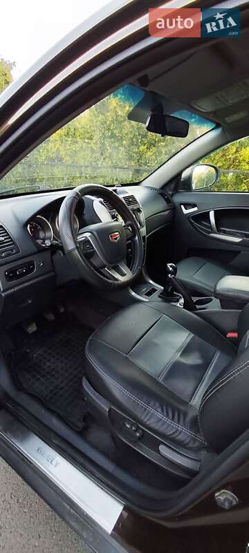 Внедорожник / Кроссовер Geely Emgrand X7 2015 в Луцке
