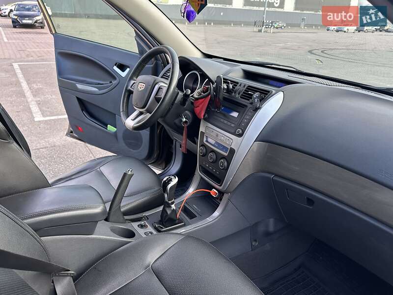 Внедорожник / Кроссовер Geely Emgrand X7 2014 в Киеве