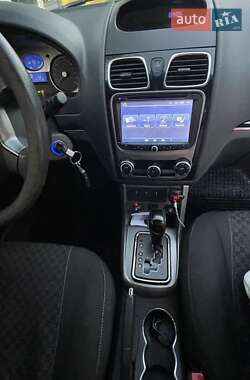 Седан Geely Emgrand 2013 в 