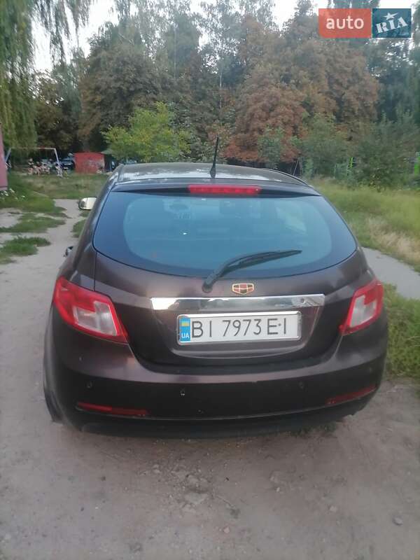 Хэтчбек Geely Emgrand 2013 в Полтаве