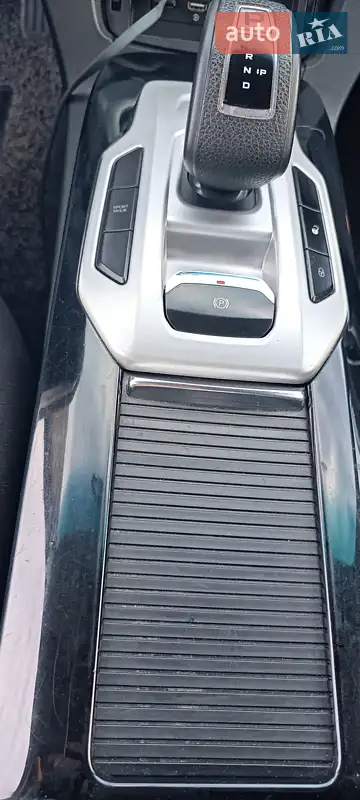 Geely Emgrand 2017