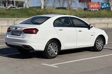Седан Geely Emgrand 2018 в 