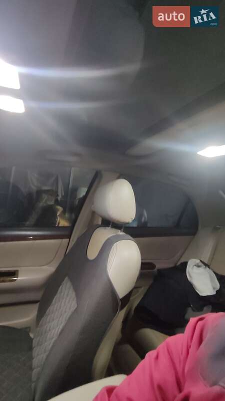 Седан Geely FC 2008 в Каневі