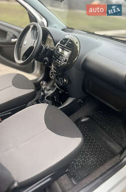 Хэтчбек Geely GC2 2013 в 