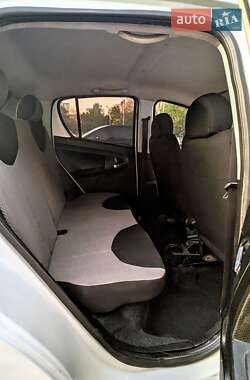 Хэтчбек Geely GC2 2013 в 