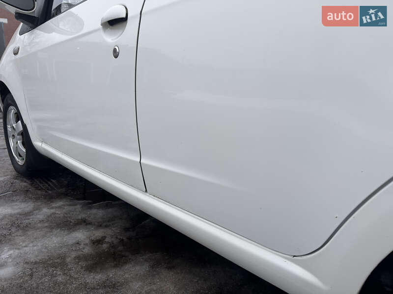 Хэтчбек Geely GC2 2013 в Лубнах