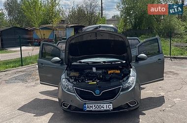 Хэтчбек Geely GC5 2015 в Коростене