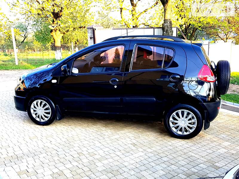 Хетчбек Geely GХ2 2013 в Чернівцях