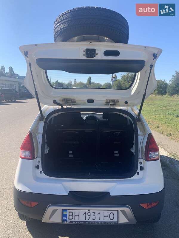 Хэтчбек Geely GХ2 2014 в Визирке фото 5 Хэтчбек Geely GХ2 2014 в Визирке