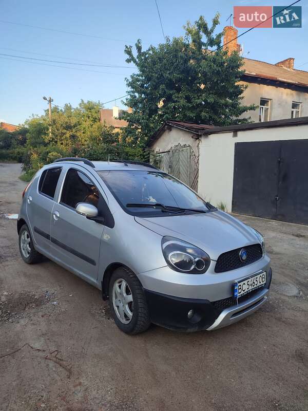 Хэтчбек Geely GХ2 2014 в 