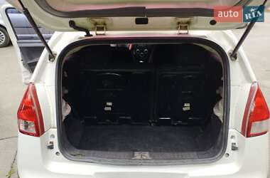 Хэтчбек Geely GХ2 2013 в 