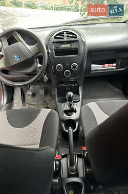 Хэтчбек Geely GХ2 2013 в 
