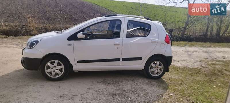 Позашляховик / Кросовер Geely LC Cross 2013 в Кременці