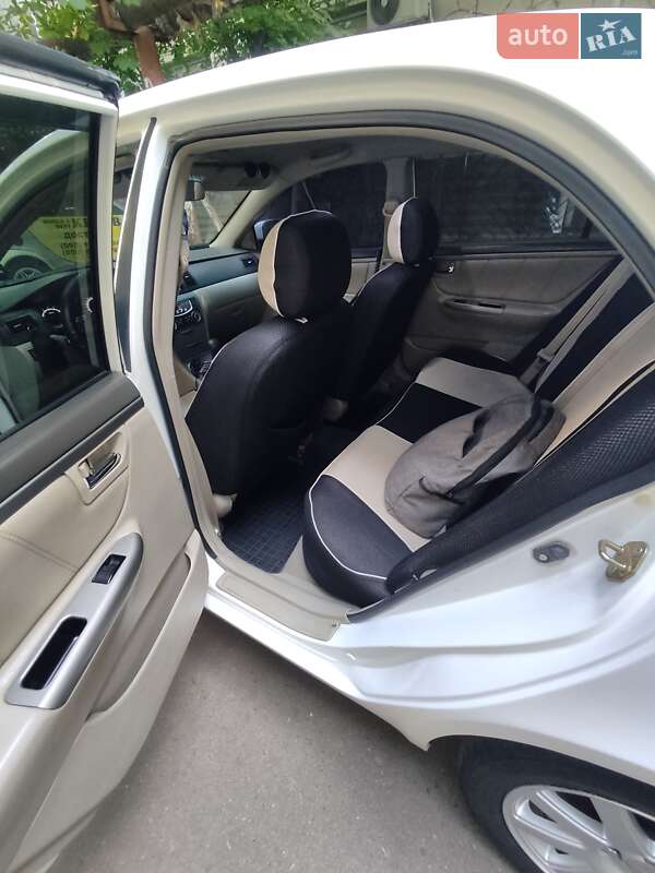 Седан Geely Maple C82 2011 в Миколаєві