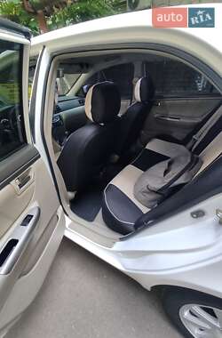 Седан Geely Maple C82 2011 в 