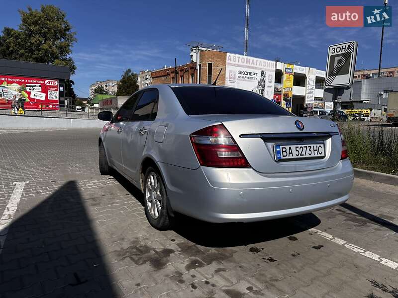 Седан Geely Maple C82 2012 в Александрие