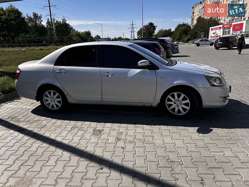 Седан Geely Maple C82 2012 в Александрие