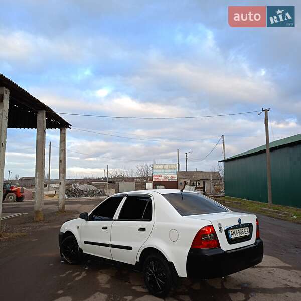 Хэтчбек Geely MK-2 2009 в Попельне