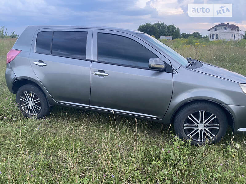 Хэтчбек Geely MK-2 2009 в Луцке