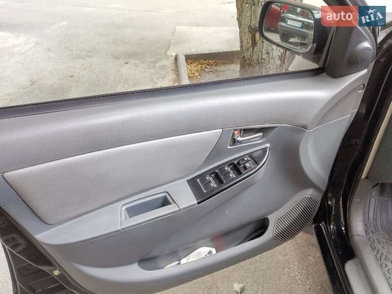 Хетчбек Geely MK-2 2011 в Києві