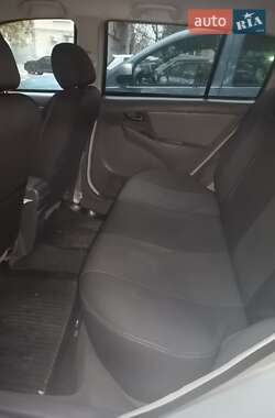 Хэтчбек Geely MK-2 2011 в Александрие