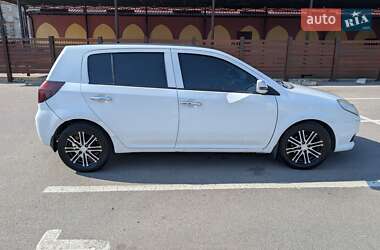 Хетчбек Geely MK-2 2010 в 