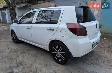 Хетчбек Geely MK-2 2010 в 
