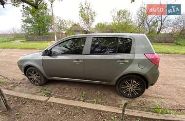 Хэтчбек Geely MK-2 2011 в 