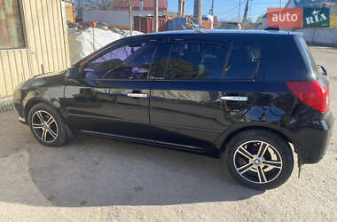 Хэтчбек Geely MK-2 2009 в 