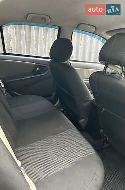 Седан Geely MK-2 2012 в 