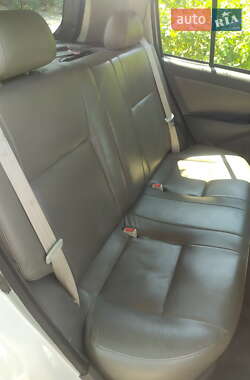 Хэтчбек Geely MK-2 2009 в 