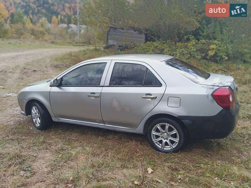 Седан Geely MK-2 2012 в Солотвине