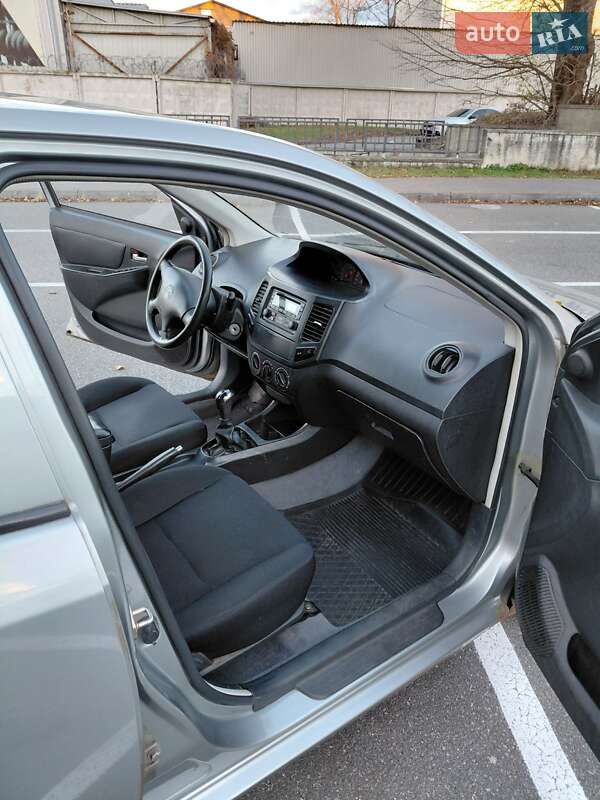 Хэтчбек Geely MK-2 2011 в Киеве