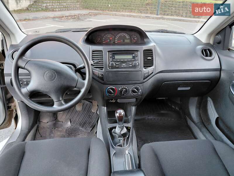 Хэтчбек Geely MK-2 2011 в Киеве