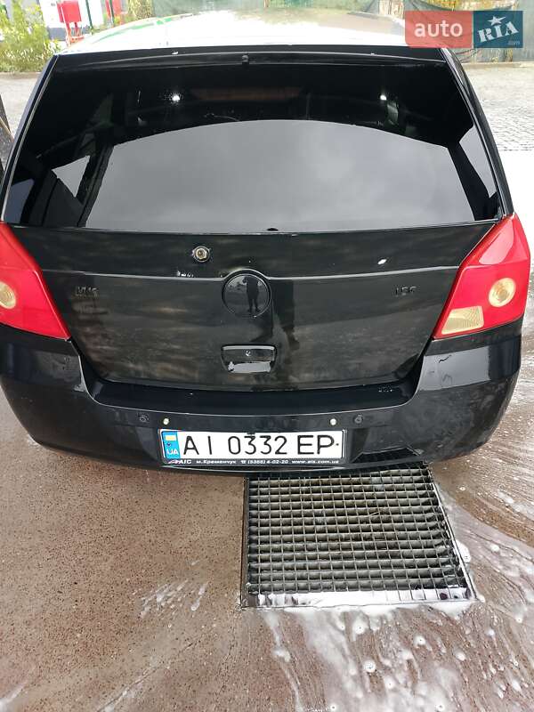 Хэтчбек Geely MK-2 2010 в Ходосовке