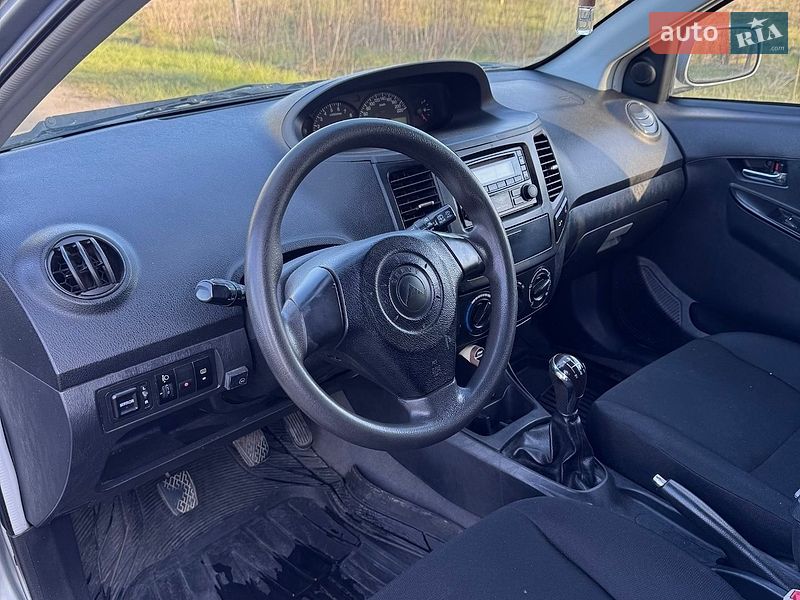Хэтчбек Geely MK-2 2011 в Броварах