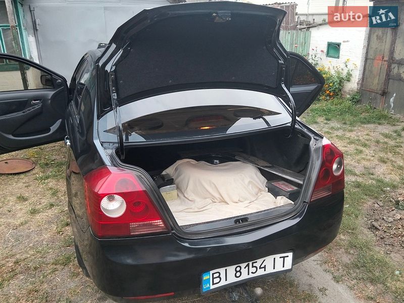Седан Geely MK-2 2012 в Хороле