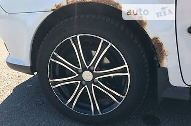 Хетчбек Geely MK Cross 2013 в 