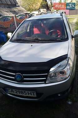 Хэтчбек Geely MK Cross 2011 в 