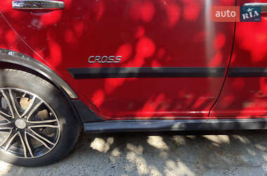 Хэтчбек Geely MK Cross 2011 в 