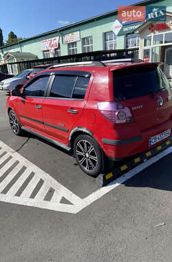 Хэтчбек Geely MK Cross 2011 в 