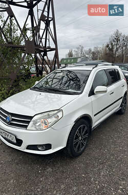 Хэтчбек Geely MK Cross 2013 в 