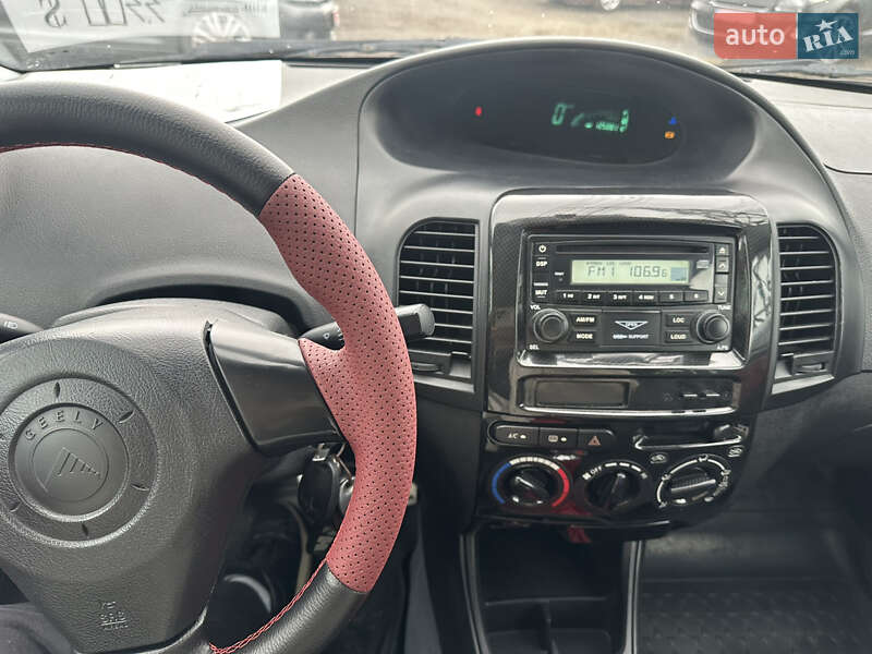 Хэтчбек Geely MK Cross 2013 в Луцке