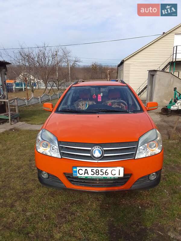 Хэтчбек Geely MK Cross 2013 в Стеблеве