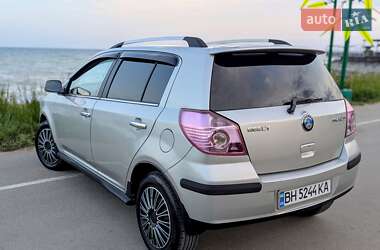 Хетчбек Geely MK Cross 2013 в 