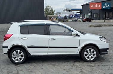 Хэтчбек Geely MK Cross 2012 в 