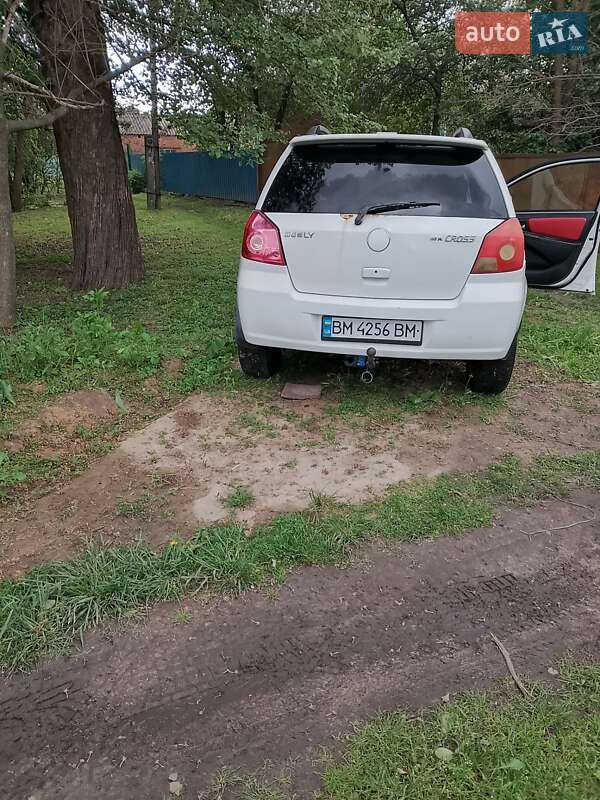 Хэтчбек Geely MK Cross 2014 в Ромнах