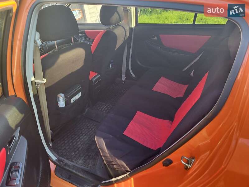 Хэтчбек Geely MK Cross 2013 в Стеблеве