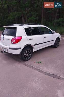Хэтчбек Geely MK Cross 2012 в 